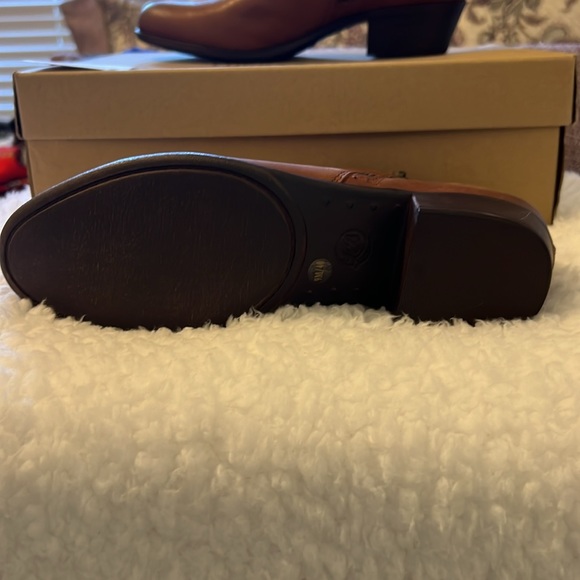 👢👢Lucky Brand Toffee Barillos👢👢NWT - Picture 6 of 16